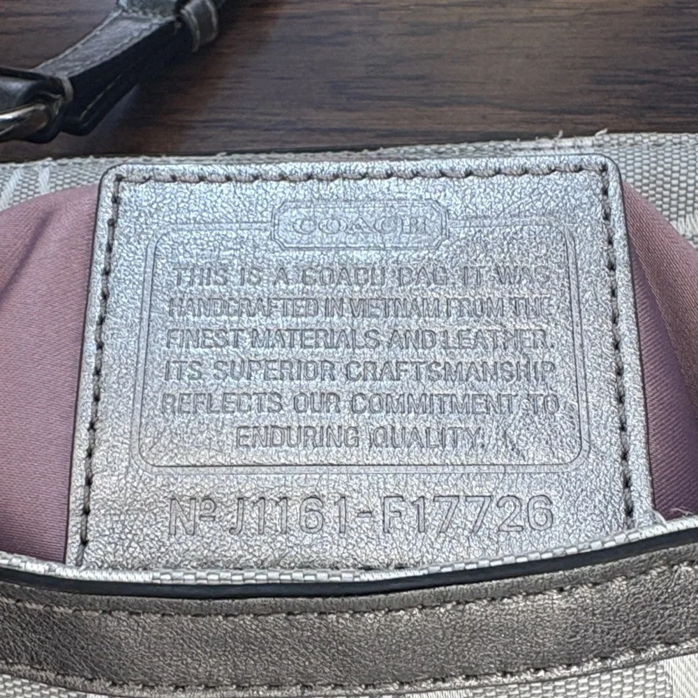 Coach Signature Tote Shoulder Bag in Silver and Cream - Picture 7 of 9